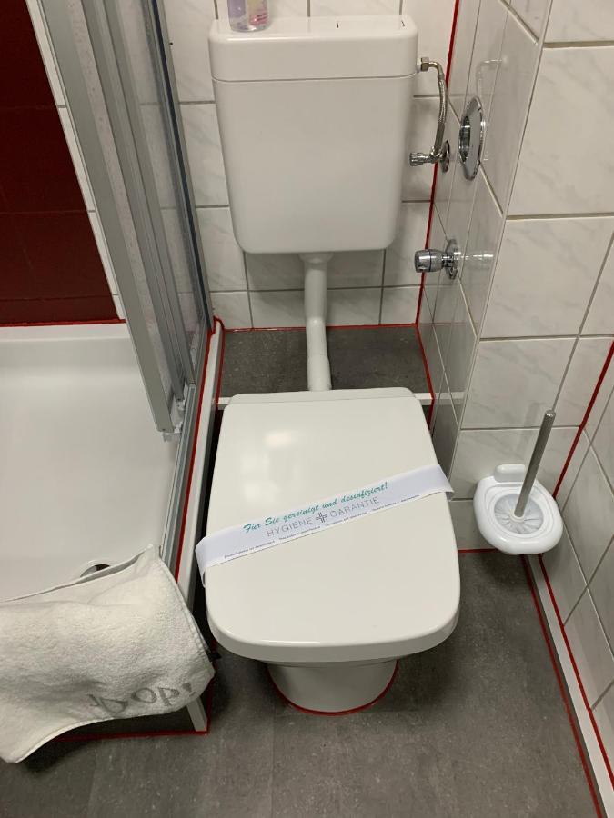 Best-Preis -Gold Suite- Mit Netflix, Self-Check-In, Ebike Ladestation, Fahrradraum, Wlan, Netflix Und Massagesessel - Direkt Am Elberadweg Im Herzen Von Wittenberge Buitenkant foto