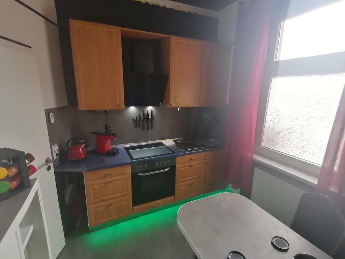 Best-Preis -Gold Suite- Mit Netflix, Self-Check-In, Ebike Ladestation, Fahrradraum, Wlan, Netflix Und Massagesessel - Direkt Am Elberadweg Im Herzen Von Wittenberge Buitenkant foto
